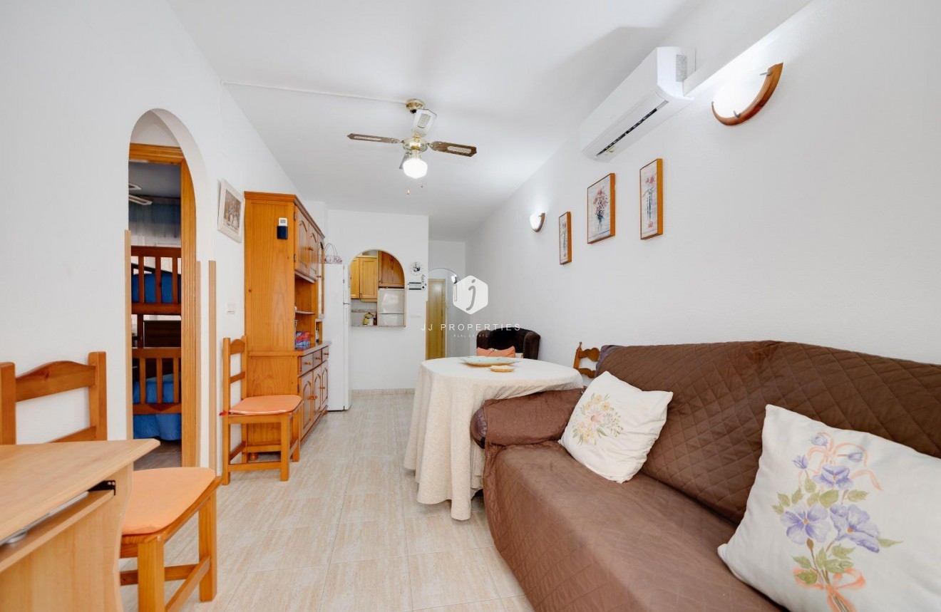 Aus zweiter Hand - Wohnung -
Torrevieja - Centro