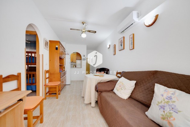 Aus zweiter Hand - Wohnung -
Torrevieja - Centro