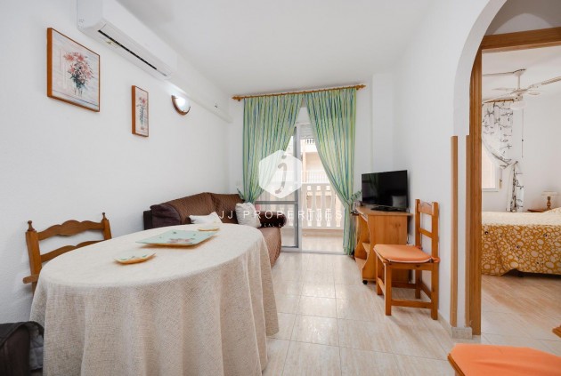 Aus zweiter Hand - Wohnung -
Torrevieja - Centro