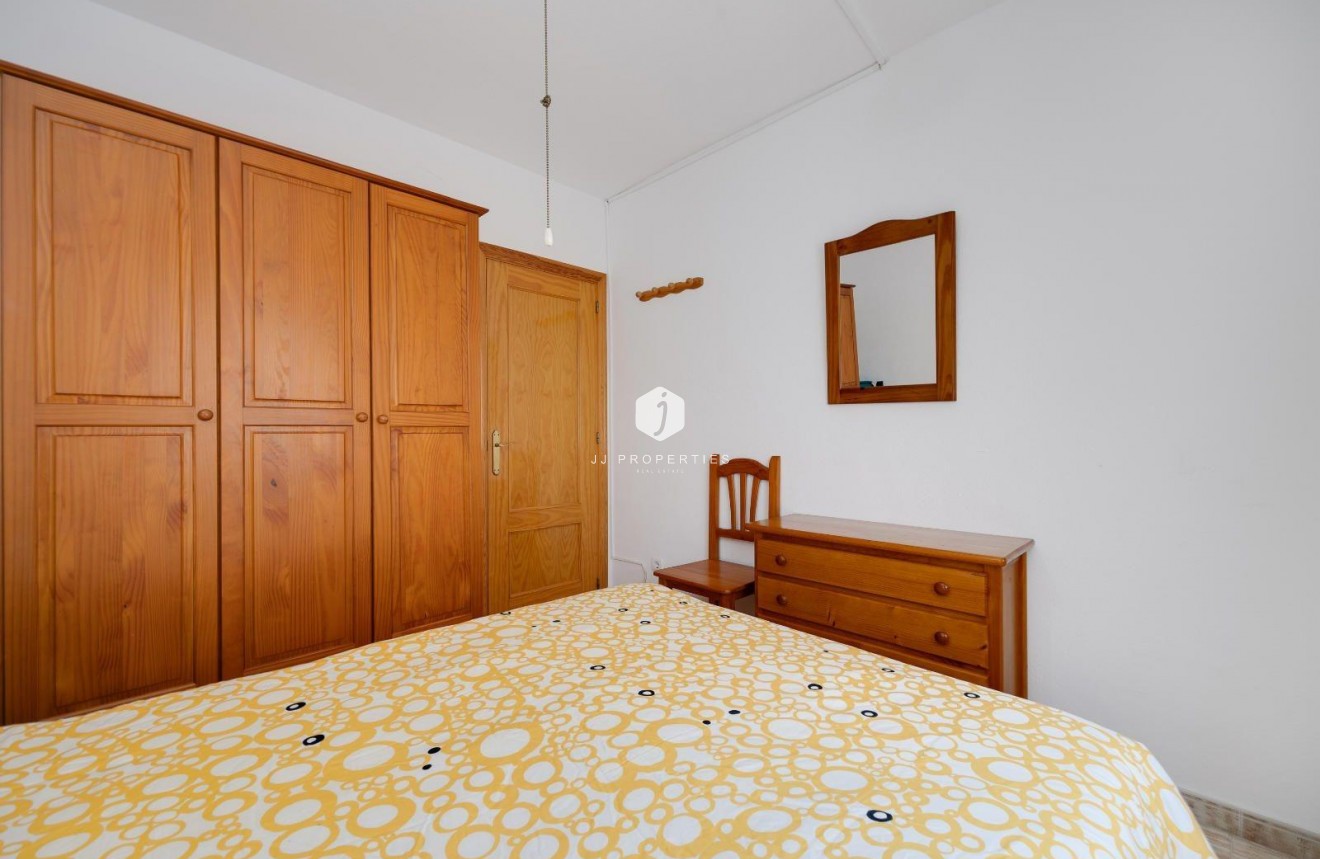 Aus zweiter Hand - Wohnung -
Torrevieja - Centro