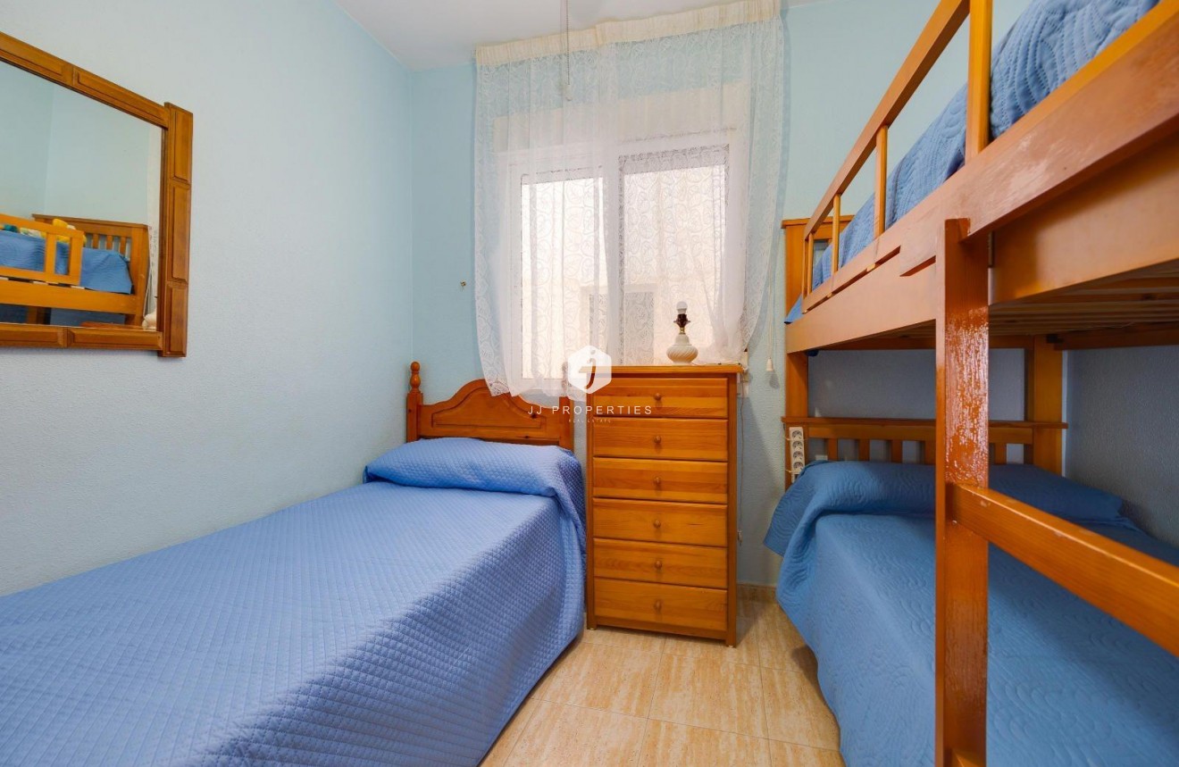 Aus zweiter Hand - Wohnung -
Torrevieja - Centro
