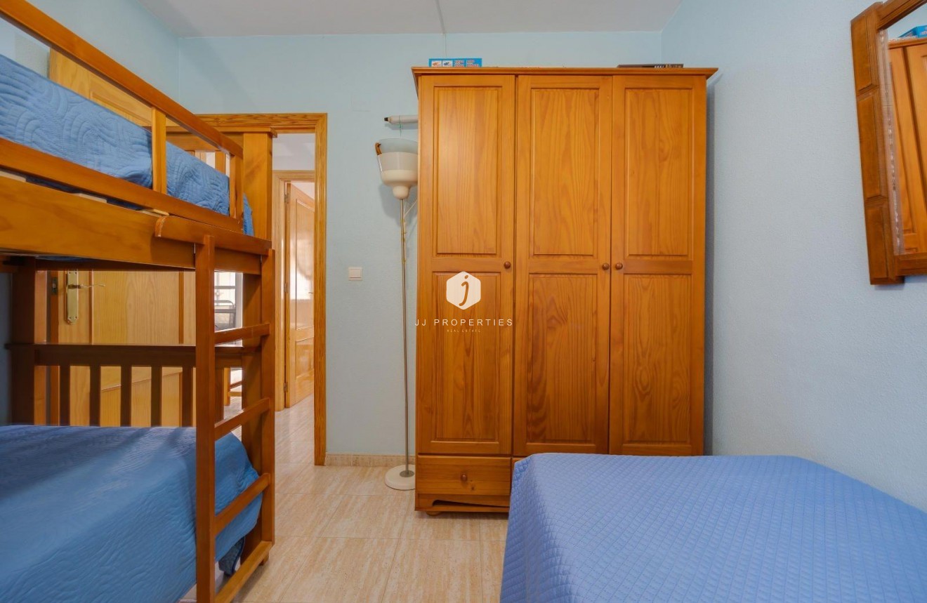 Aus zweiter Hand - Wohnung -
Torrevieja - Centro