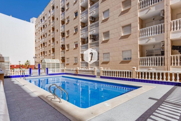 Aus zweiter Hand - Wohnung -
Torrevieja - Centro