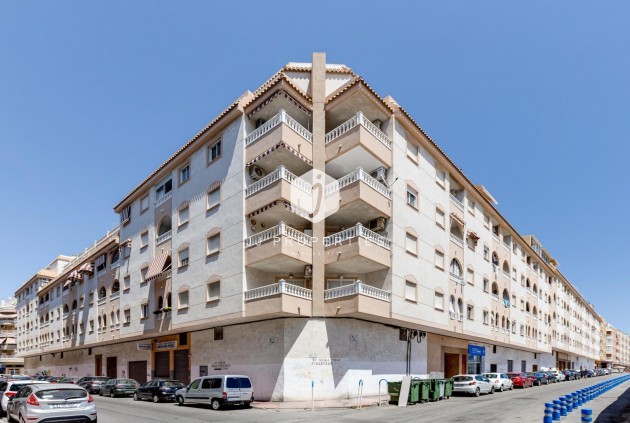 Aus zweiter Hand - Wohnung -
Torrevieja - Centro