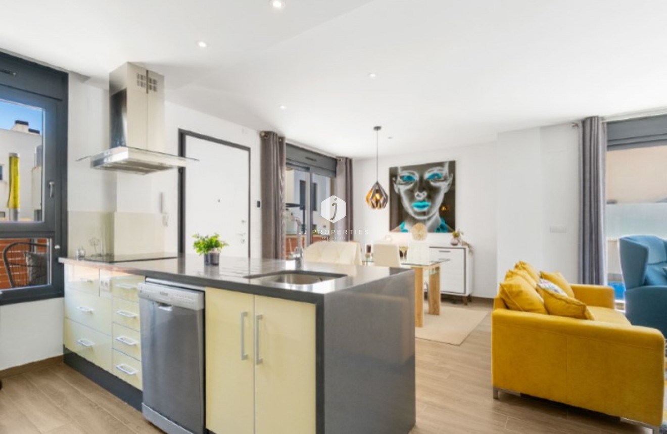 Resale - Villa -
Torrevieja - Costa Blanca