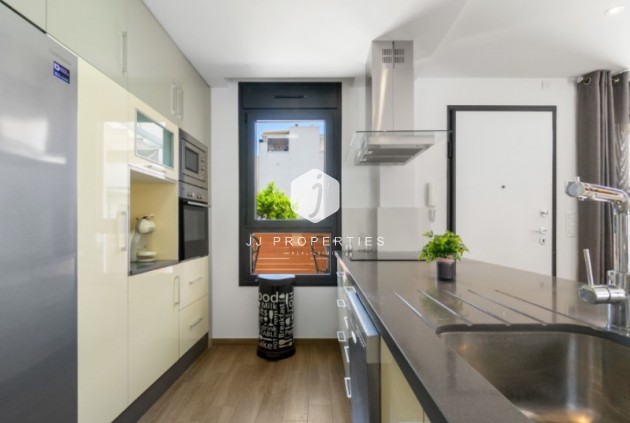 Resale - Villa -
Torrevieja - Costa Blanca