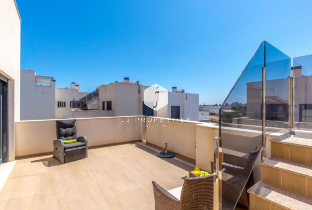 Resale - Villa -
Torrevieja - Costa Blanca