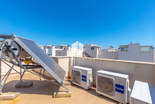 Resale - Villa -
Torrevieja - Costa Blanca