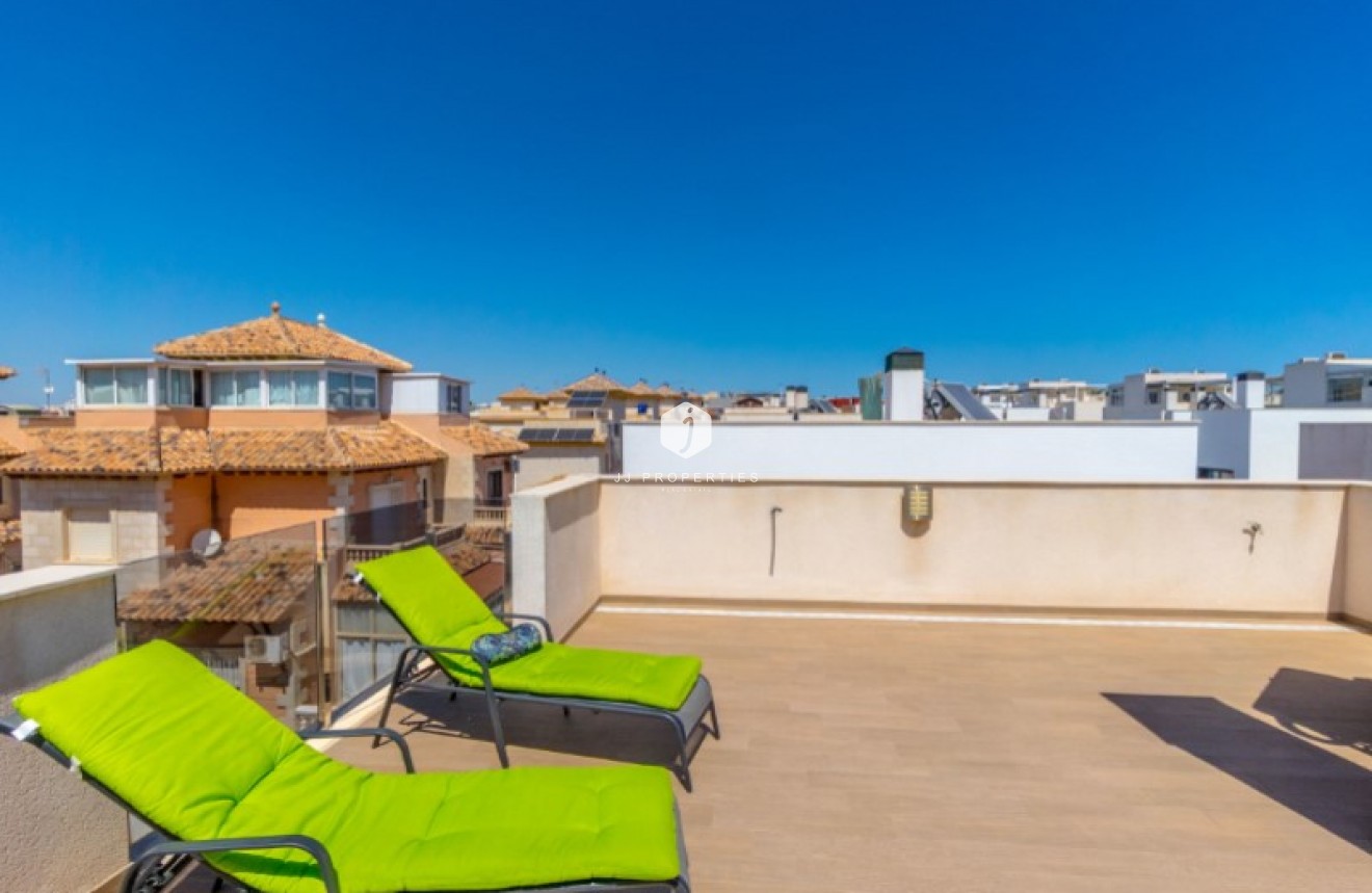 Resale - Villa -
Torrevieja - Costa Blanca