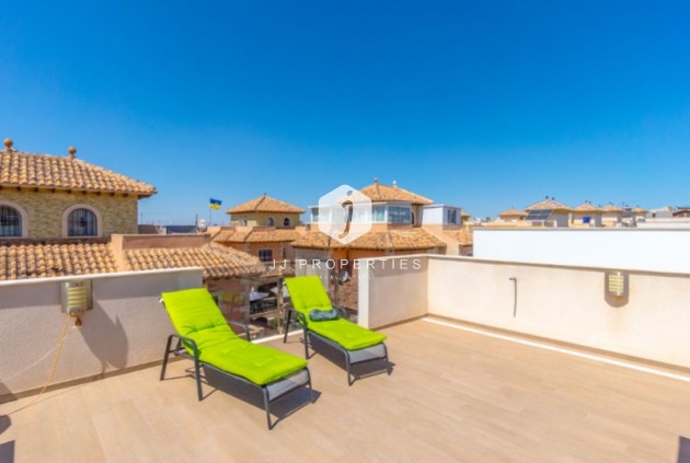 Resale - Villa -
Torrevieja - Costa Blanca