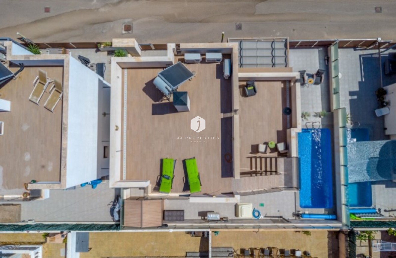 Resale - Villa -
Torrevieja - Costa Blanca