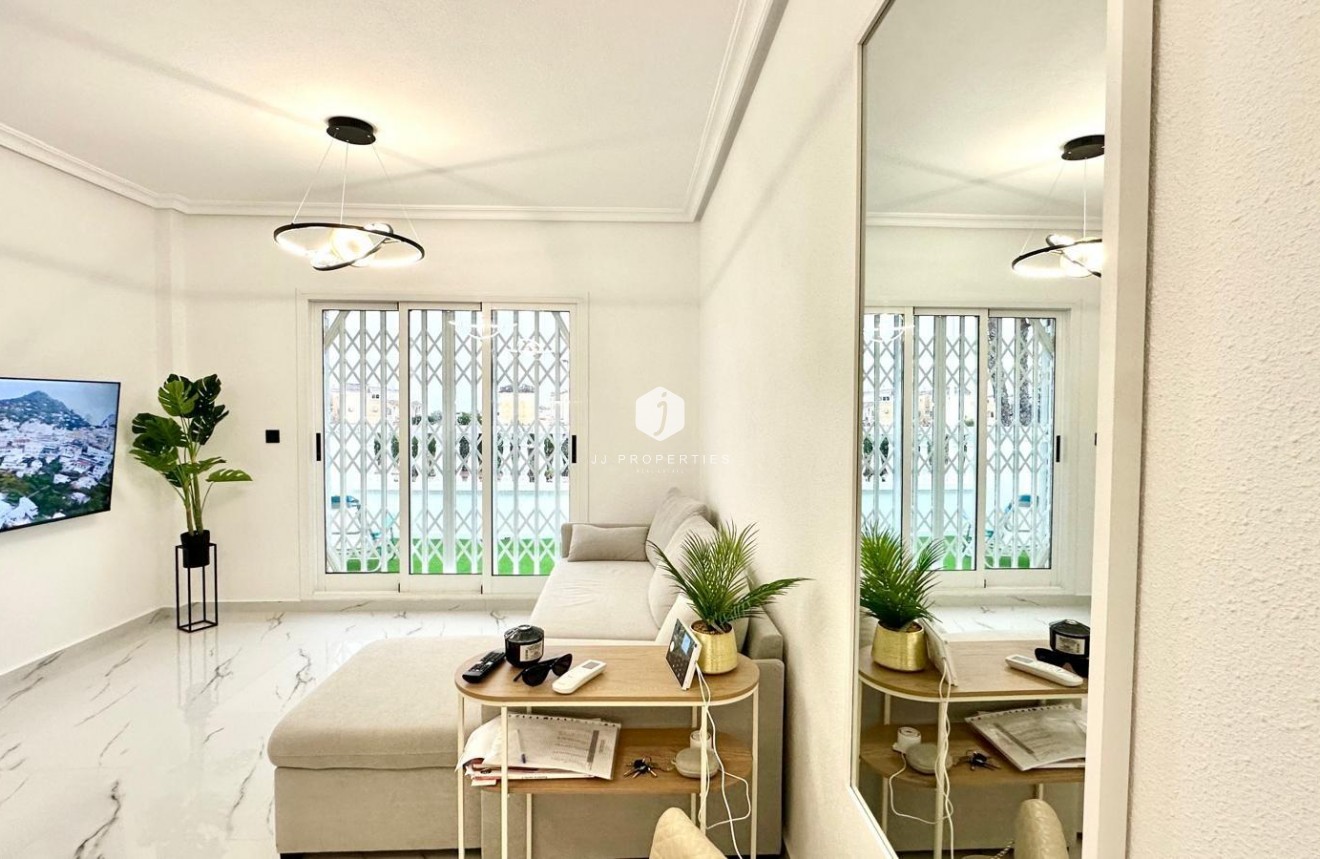 Segunda mano - Bungalow -
Orihuela Costa - Playa Flamenca Norte