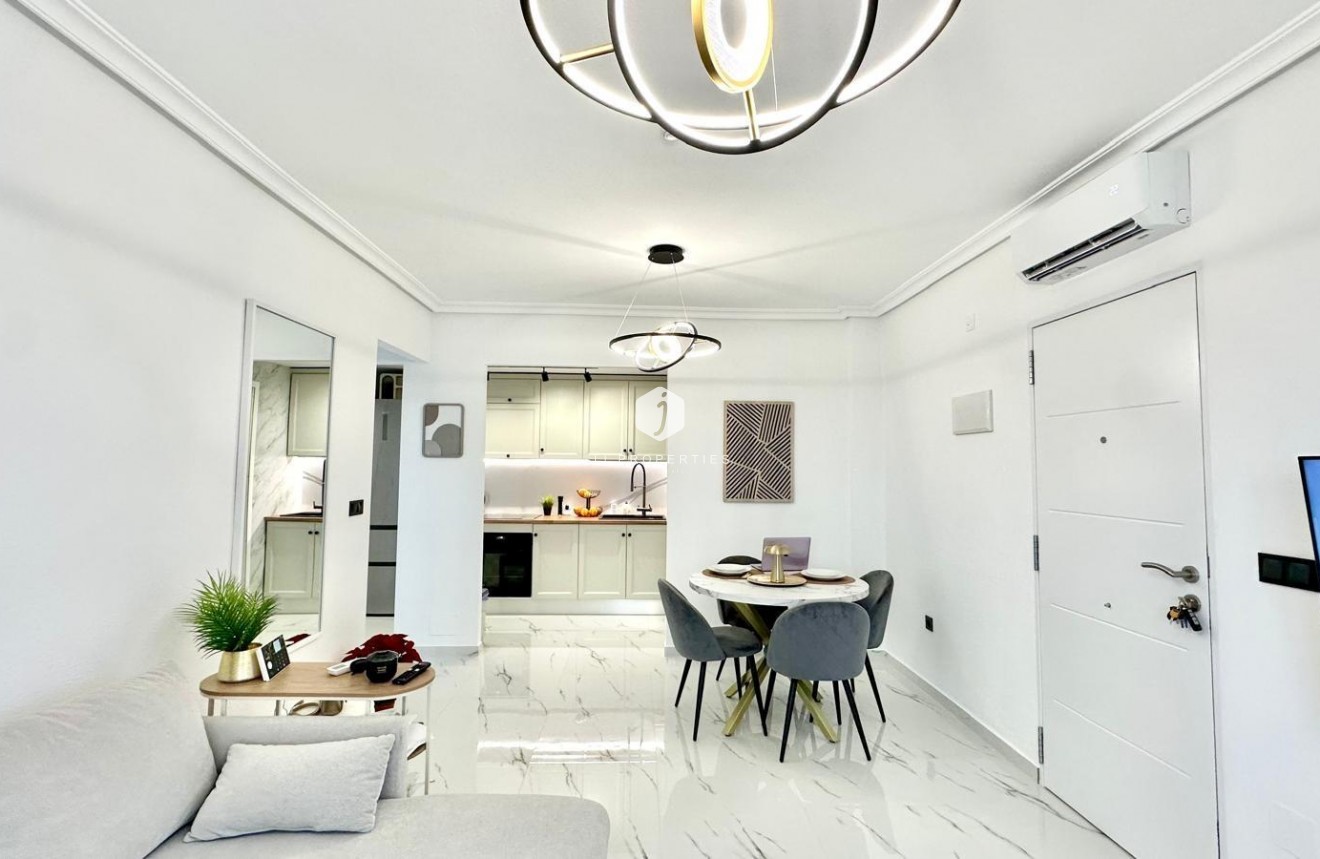 Segunda mano - Bungalow -
Orihuela Costa - Playa Flamenca Norte