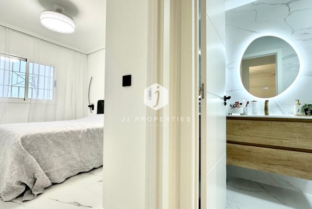 Segunda mano - Bungalow -
Orihuela Costa - Playa Flamenca Norte