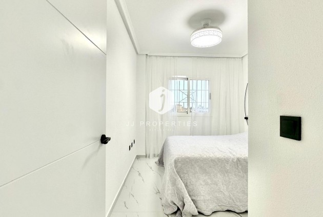 Segunda mano - Bungalow -
Orihuela Costa - Playa Flamenca Norte