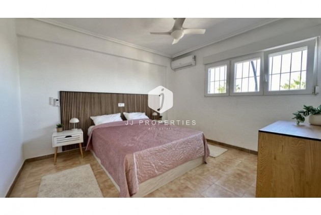 Segunda mano - Ático -
Torrevieja - Costa Blanca