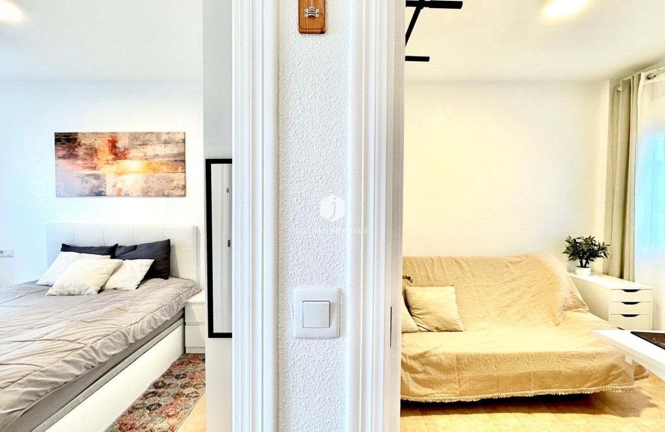 Resale - Penthouse -
Torrevieja - Centro