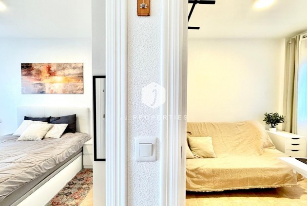 Resale - Penthouse -
Torrevieja - Centro