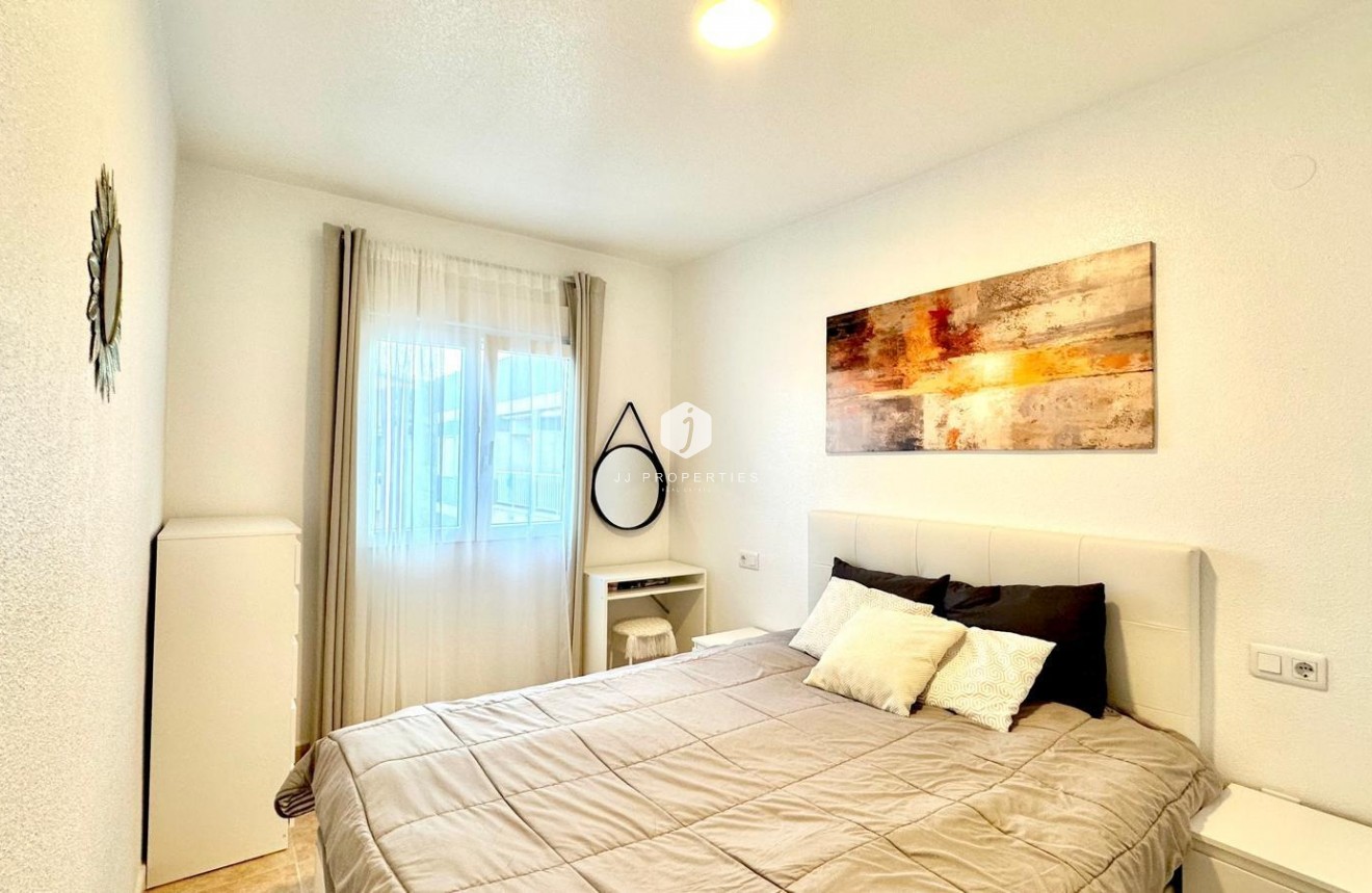 Resale - Penthouse -
Torrevieja - Centro