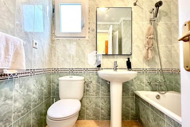 Resale - Penthouse -
Torrevieja - Centro