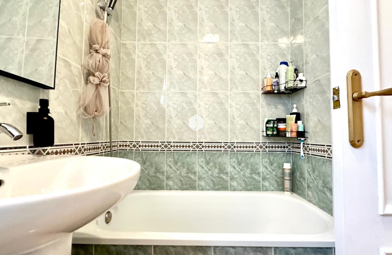 Resale - Penthouse -
Torrevieja - Centro