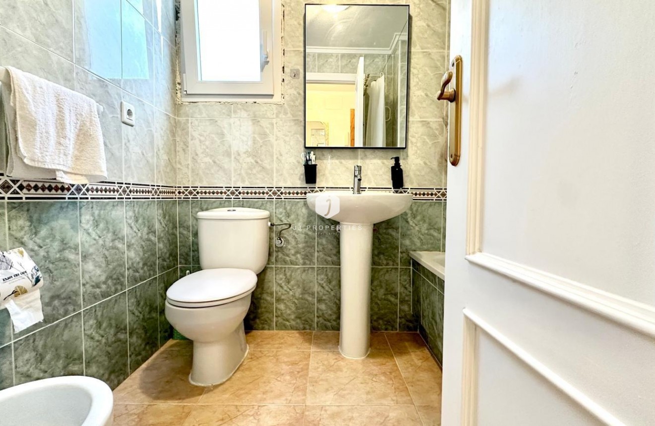 Resale - Penthouse -
Torrevieja - Centro