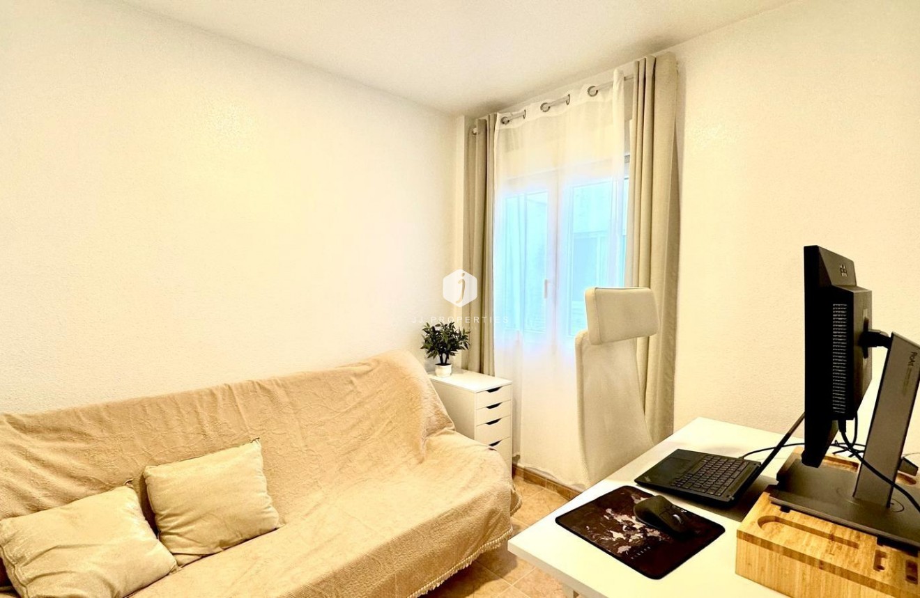 Resale - Penthouse -
Torrevieja - Centro