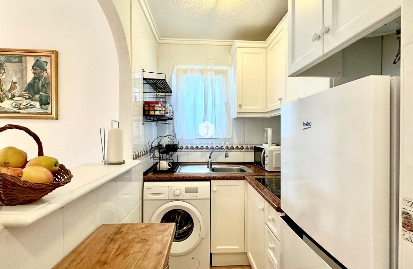 Resale - Penthouse -
Torrevieja - Centro