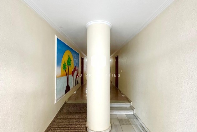 Resale - Penthouse -
Torrevieja - Centro