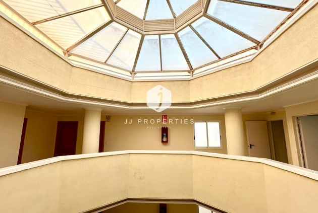 Resale - Penthouse -
Torrevieja - Centro