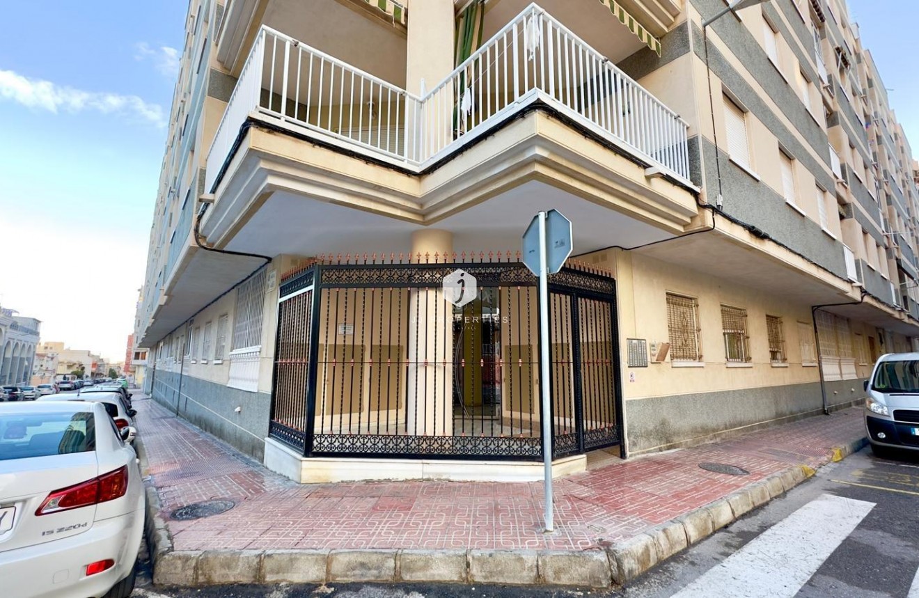 Resale - Penthouse -
Torrevieja - Centro
