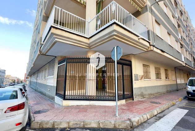 Resale - Penthouse -
Torrevieja - Centro