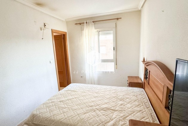 Segunda mano - Apartamento / piso -
Torrevieja - PARQUE DE LAS NACIONES