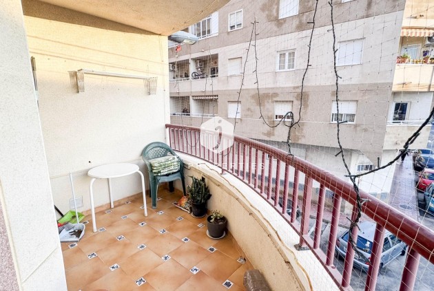 Segunda mano - Apartamento / piso -
Torrevieja - PARQUE DE LAS NACIONES