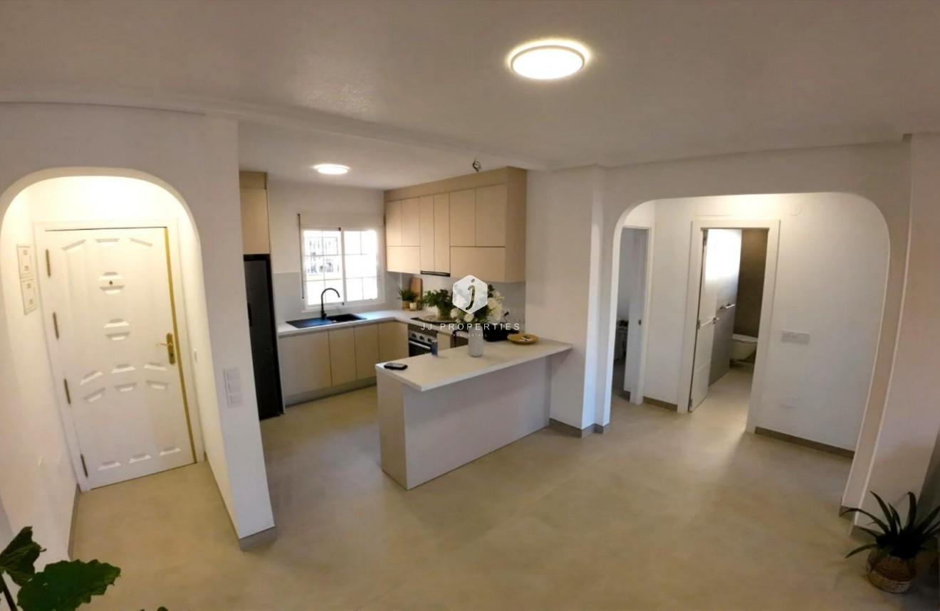 Segunda mano - Apartamento / piso -
Orihuela Costa - Lomas de Cabo Roig