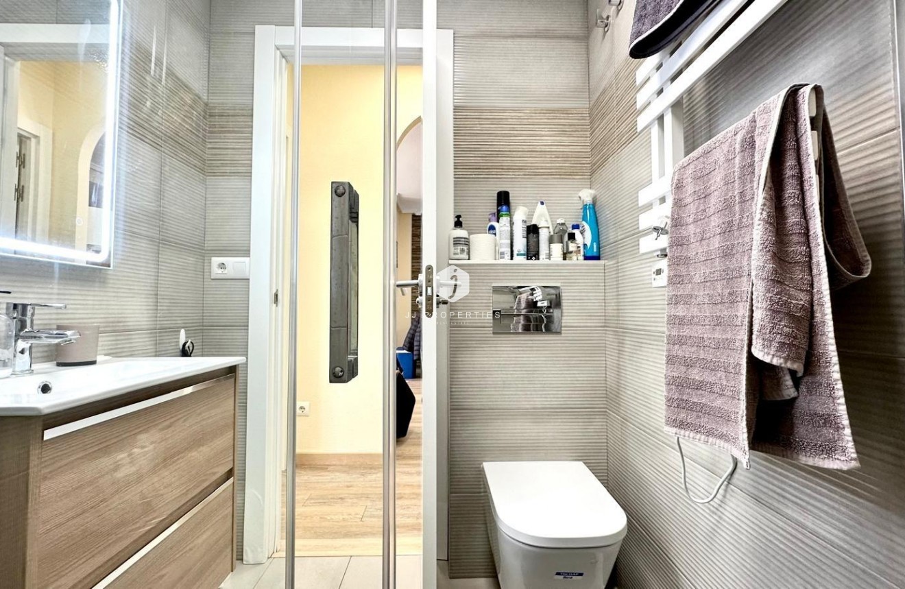 Segunda mano - Bungalow -
Torrevieja - Torreblanca