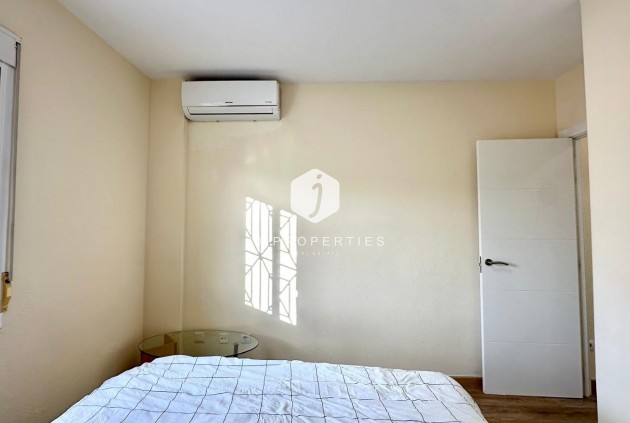 Segunda mano - Bungalow -
Torrevieja - Torreblanca