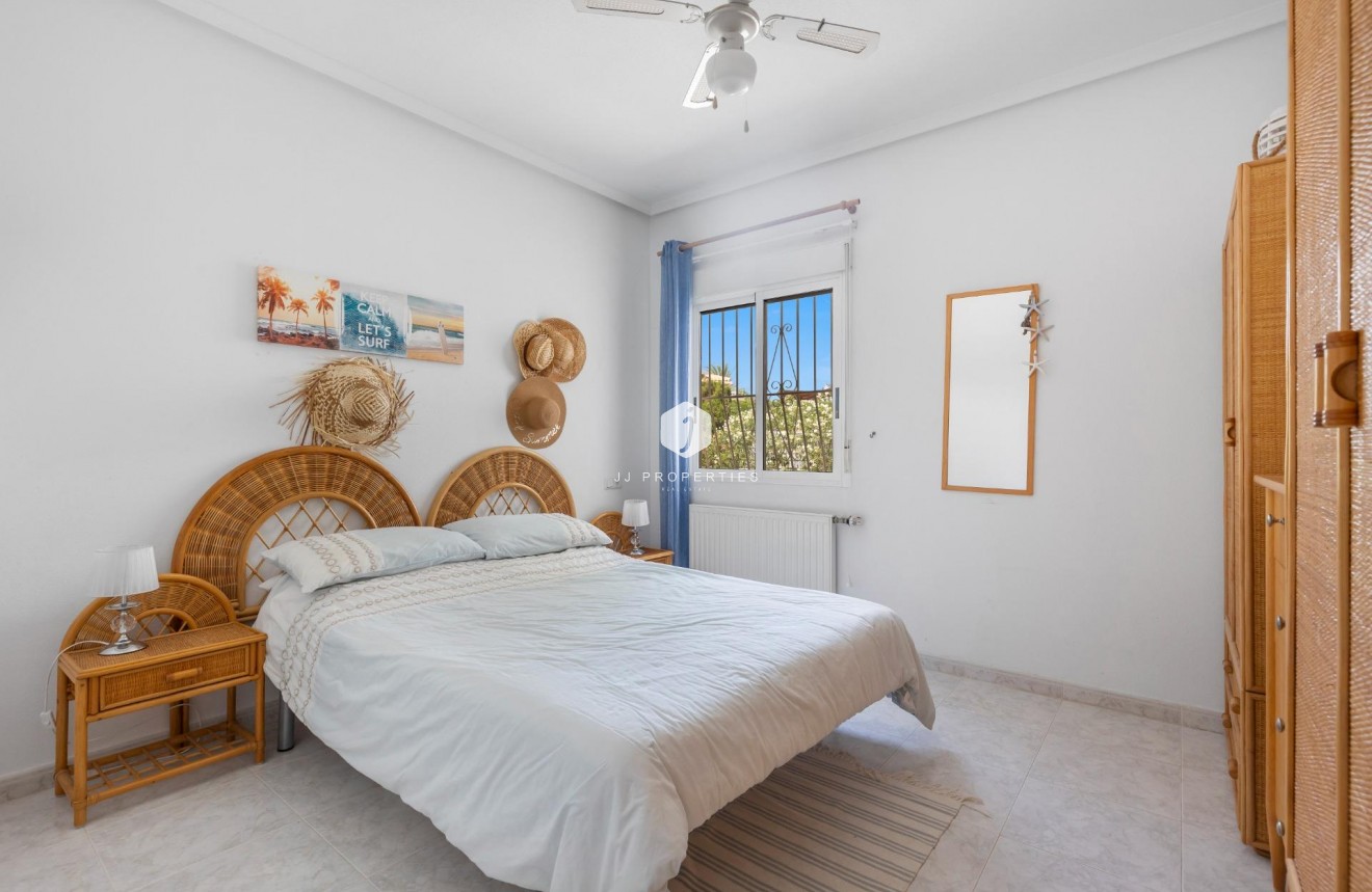 Segunda mano - Villa -
San Fulgencio - Urb. La Marina