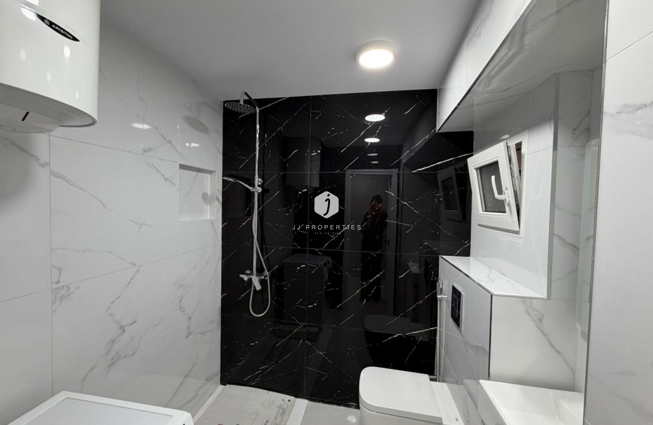 Aus zweiter Hand - Wohnung -
Torrevieja