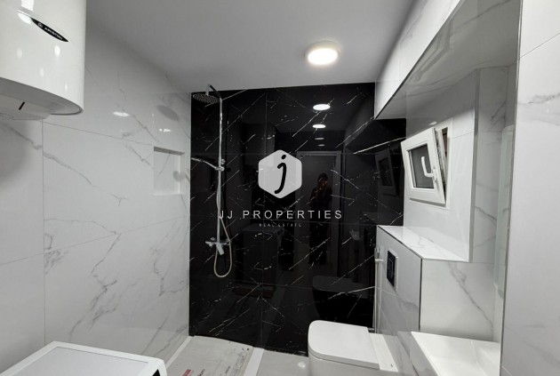 Aus zweiter Hand - Wohnung -
Torrevieja