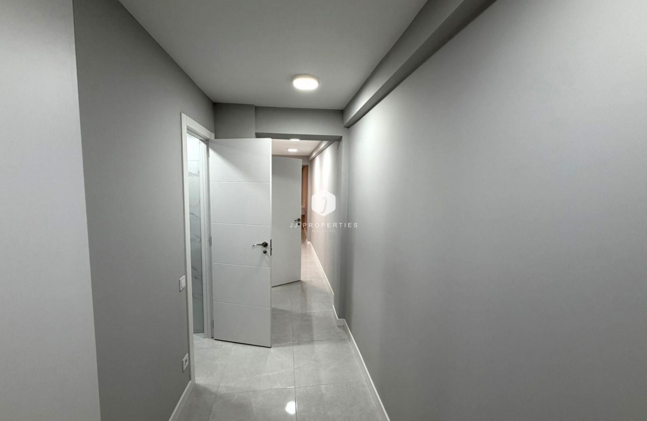 Aus zweiter Hand - Wohnung -
Torrevieja