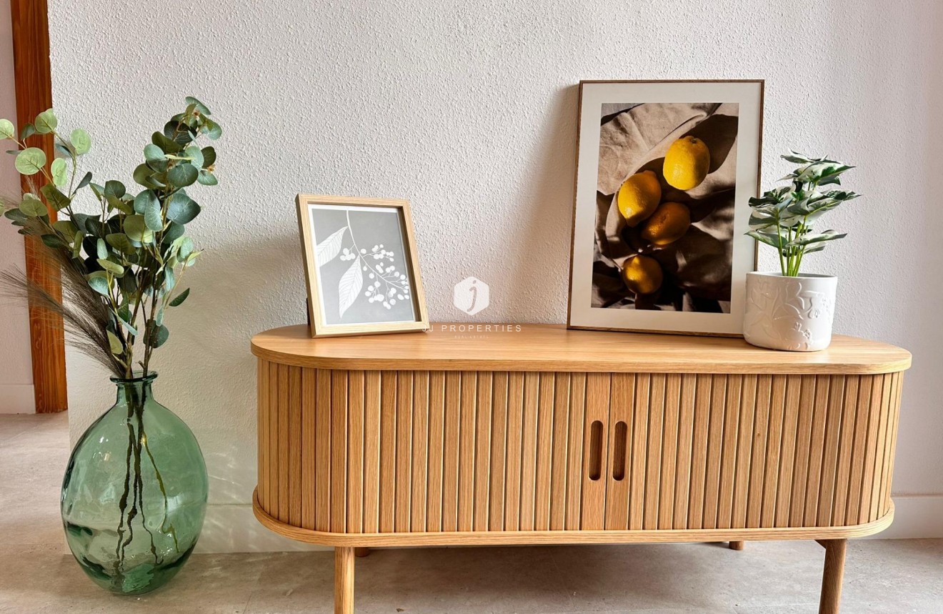 Segunda mano - Apartamento / piso -
Torrevieja - Centro