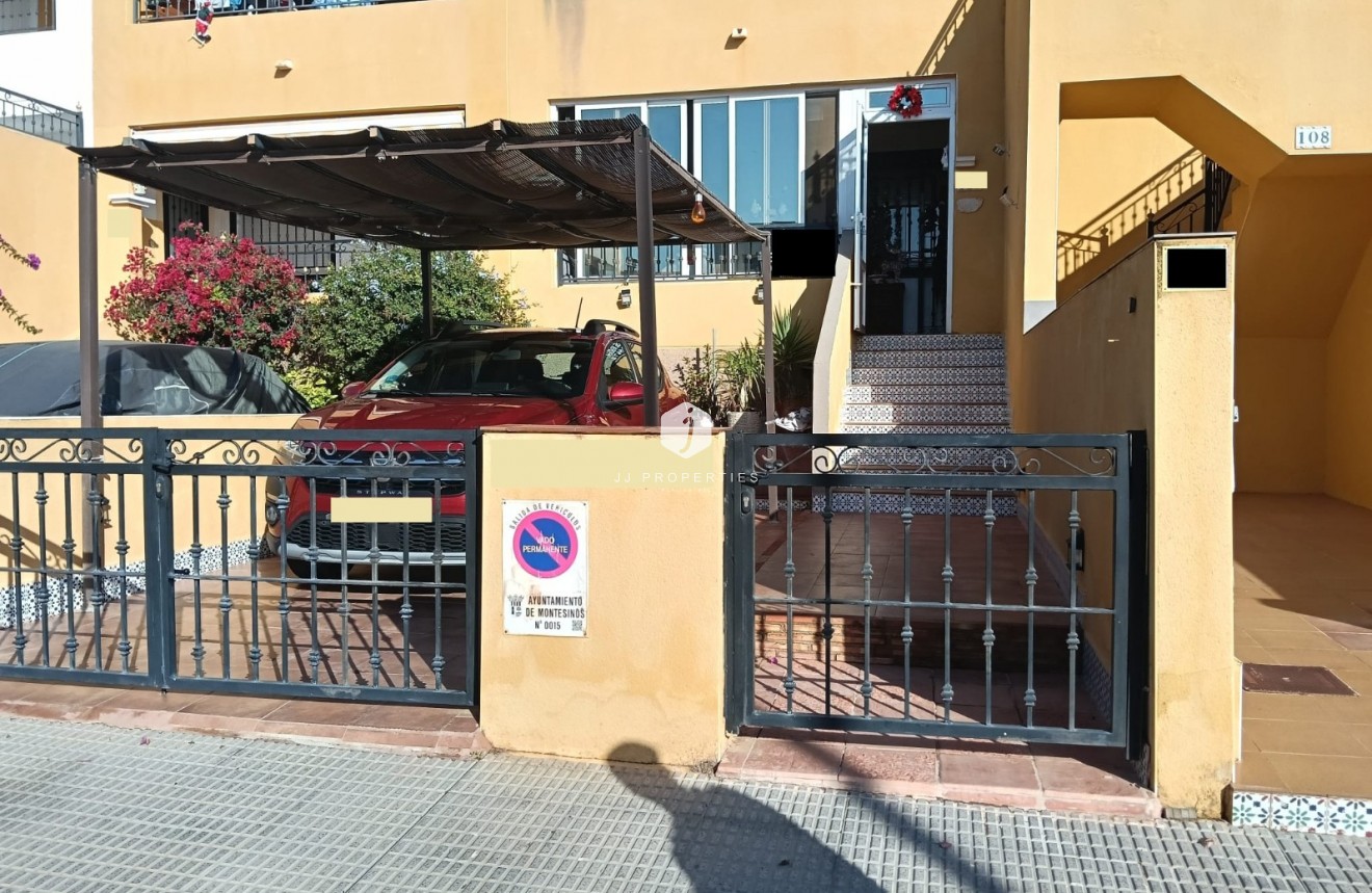 Resale - Apartment / flat -
Los Montesinos - Costa Blanca