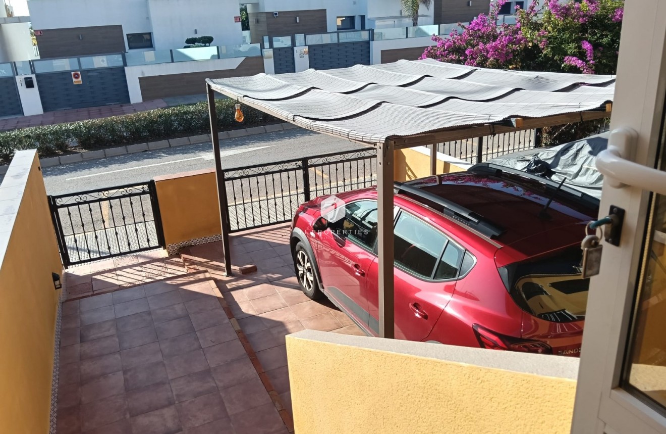 Resale - Apartment / flat -
Los Montesinos - Costa Blanca