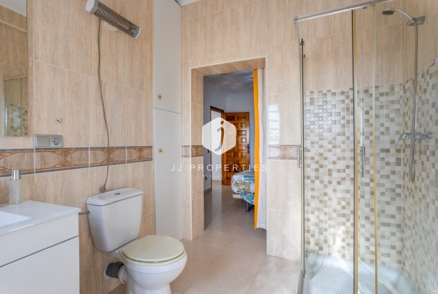 Resale - Villa -
Torrevieja - Costa Blanca