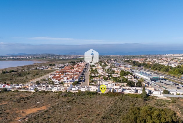 Resale - Villa -
Torrevieja - Costa Blanca