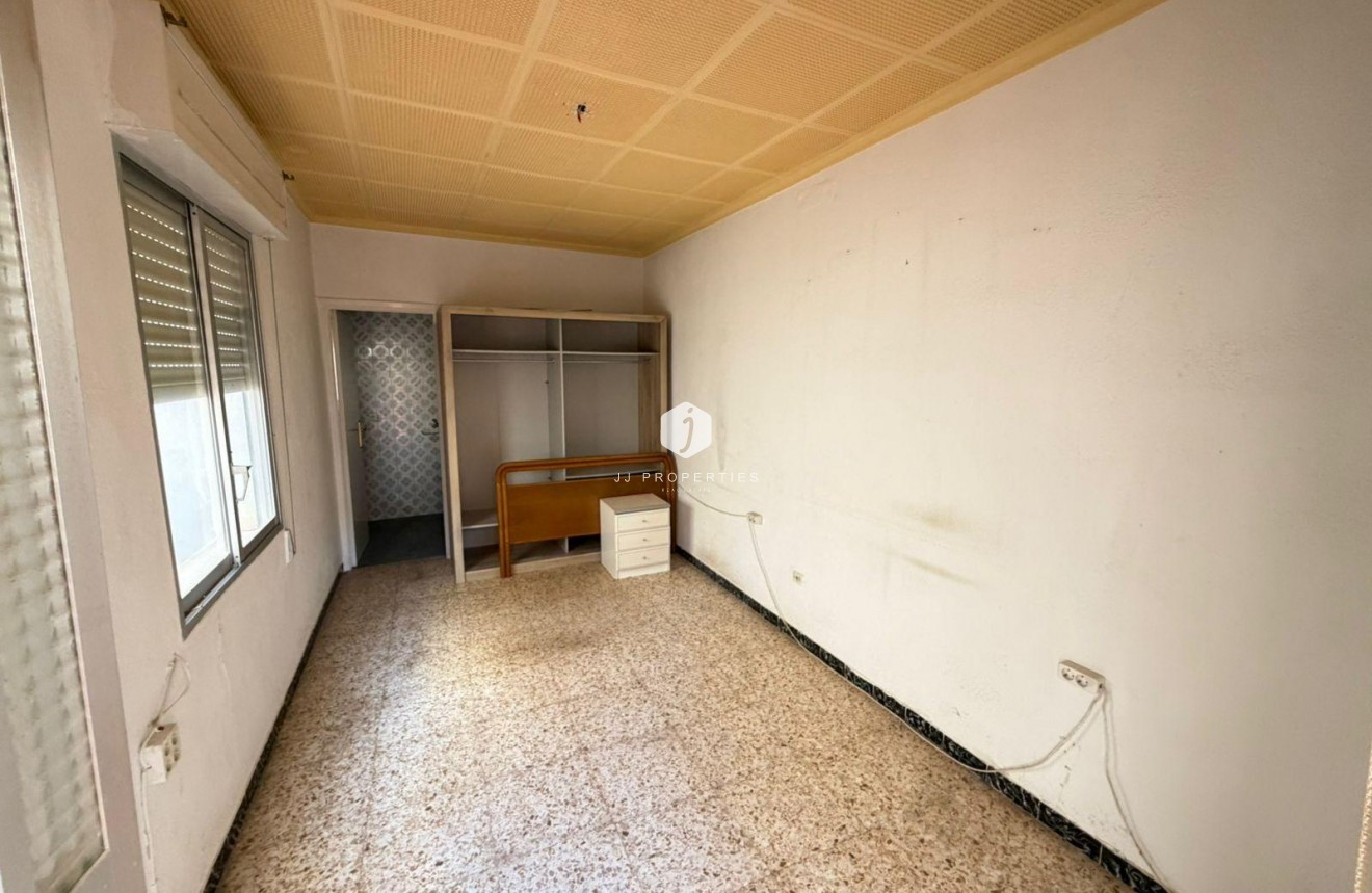 Aus zweiter Hand - Chalet -
Torrevieja