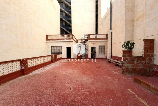 Aus zweiter Hand - Chalet -
Torrevieja