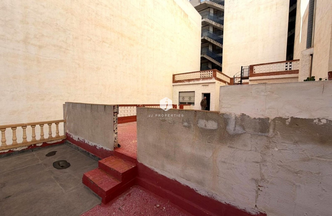 Aus zweiter Hand - Chalet -
Torrevieja