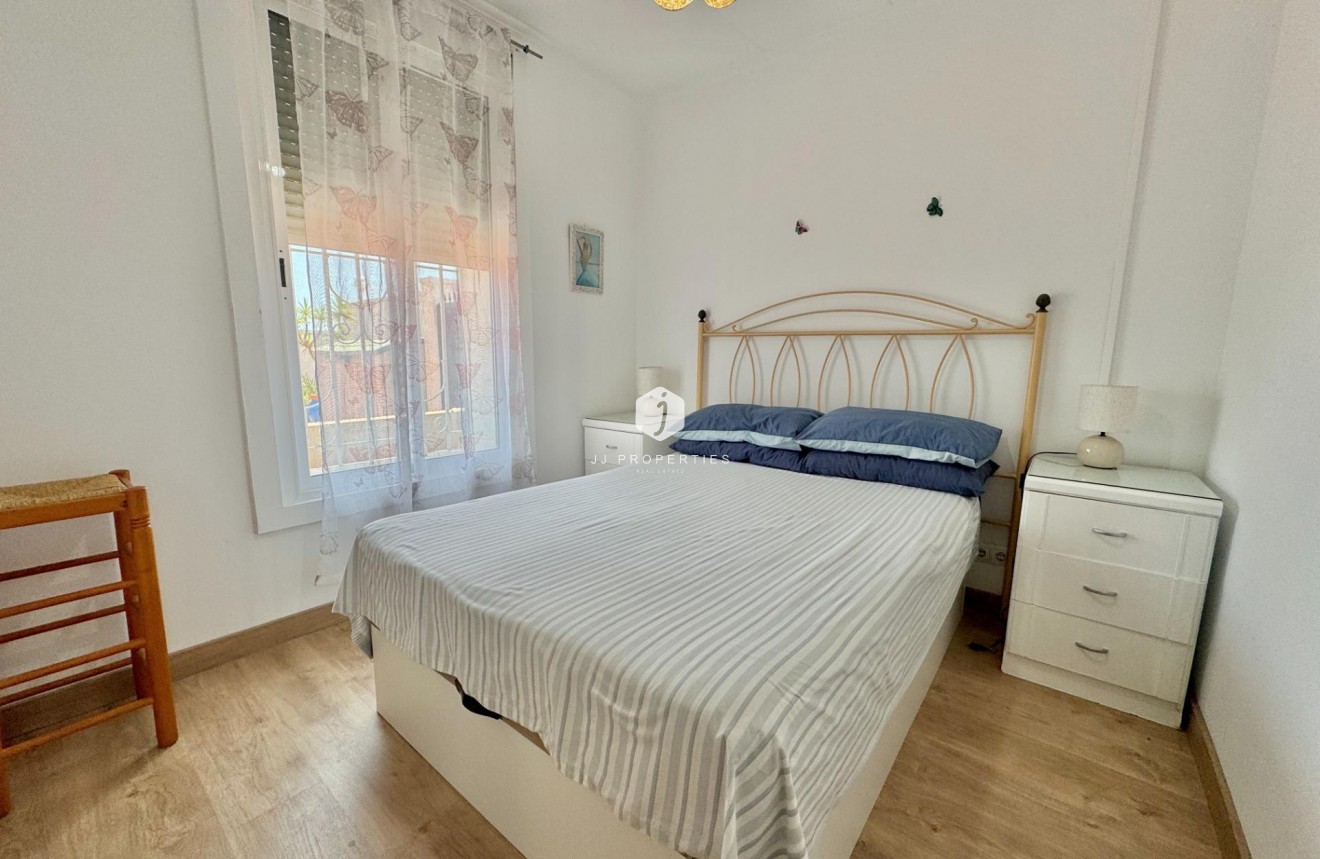 Z drugiej ręki - Villa -
Dolores - Comunidad Valenciana